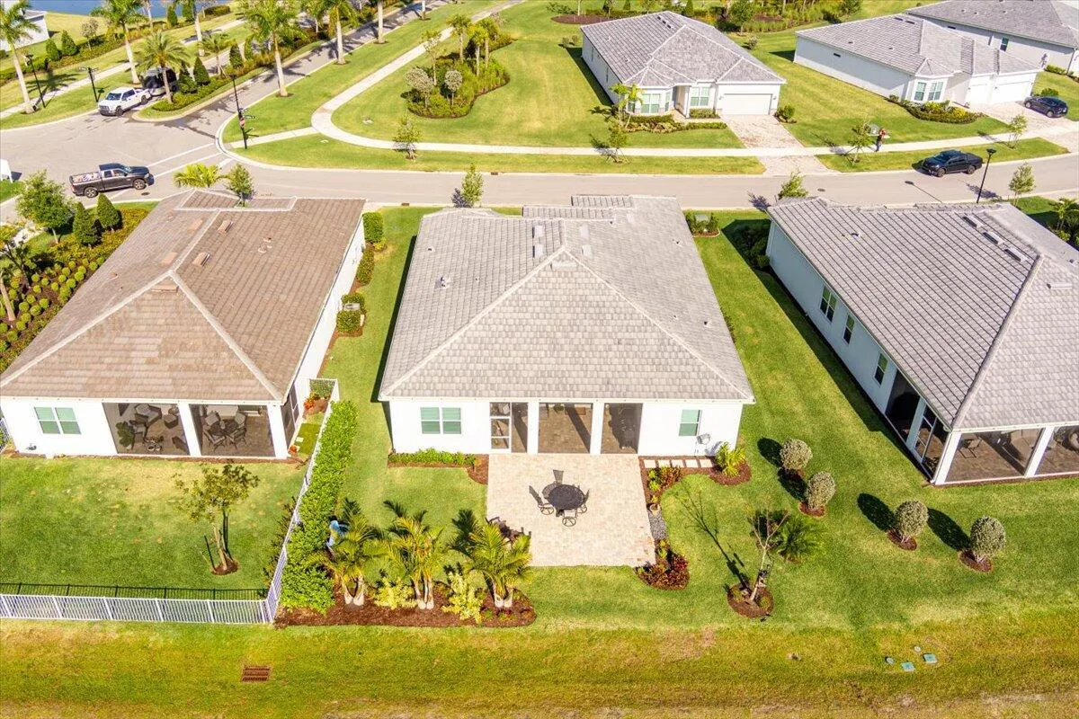 9941 SW Legacy Drive