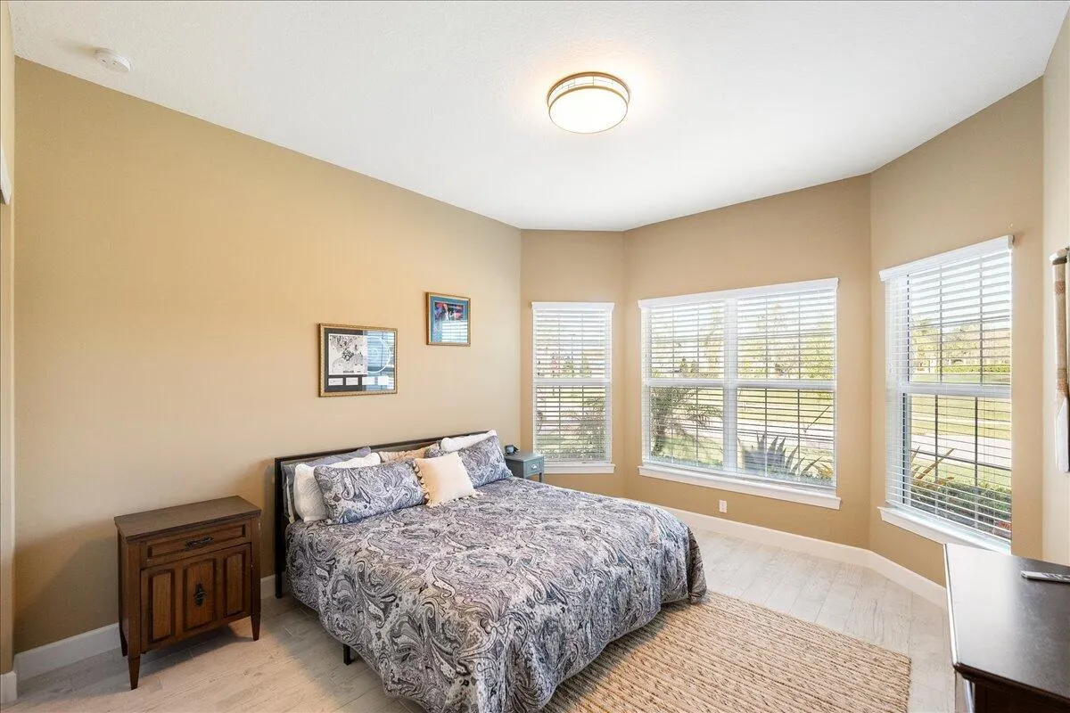 9941 SW Legacy Drive