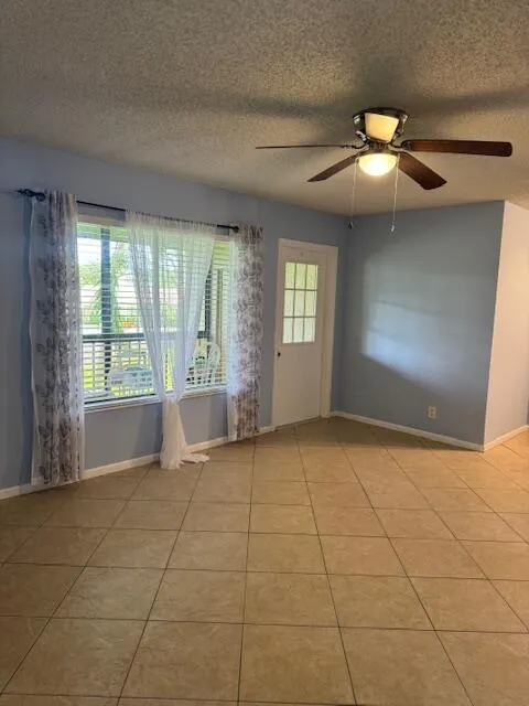 539 Shady Pine Way, #B2