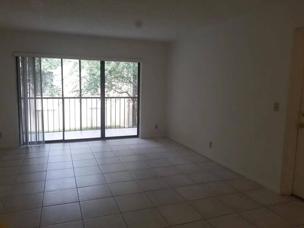 206 Foxtail Drive, #B2