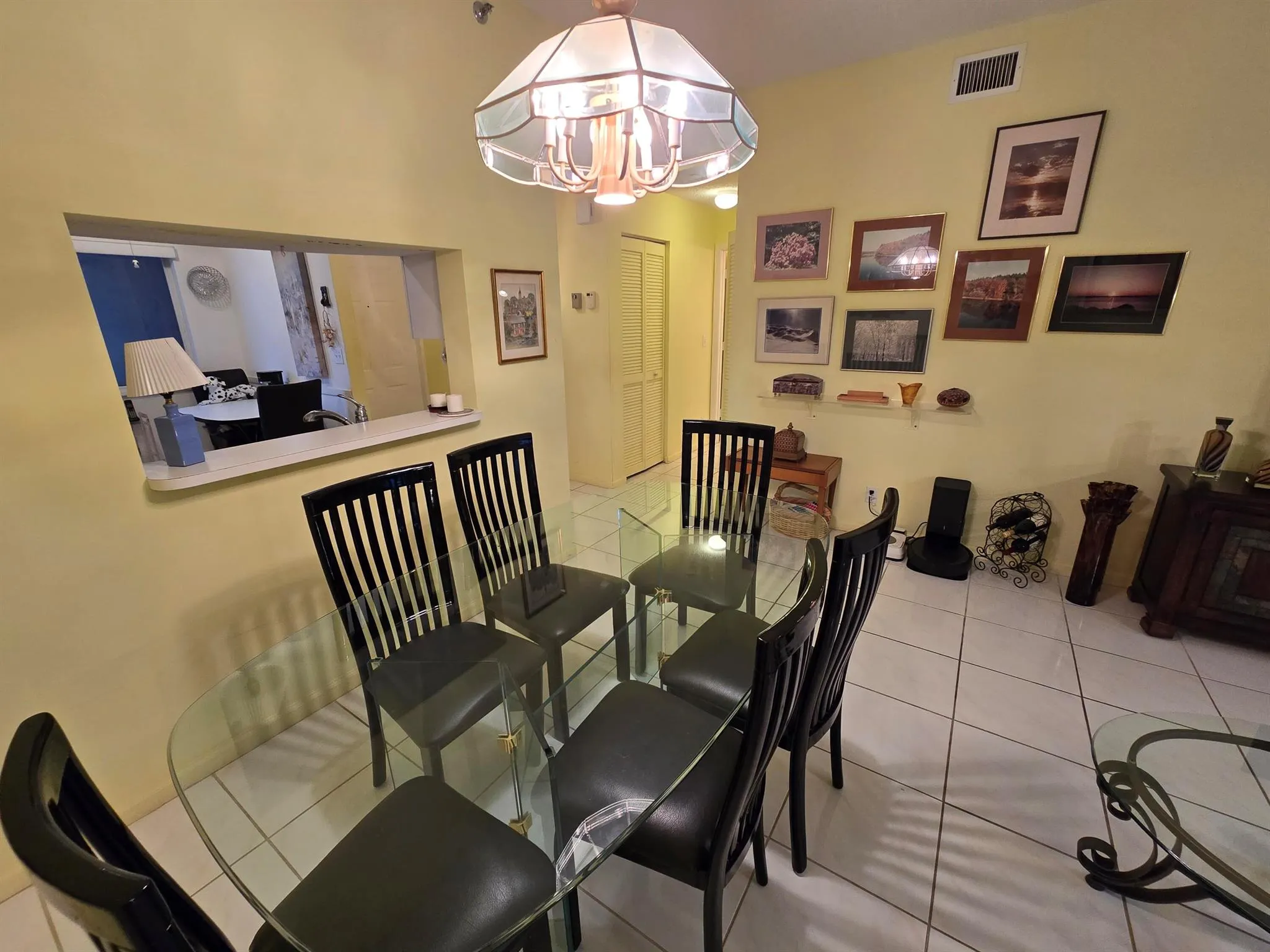 5084 Rose Hill Drive, #1103