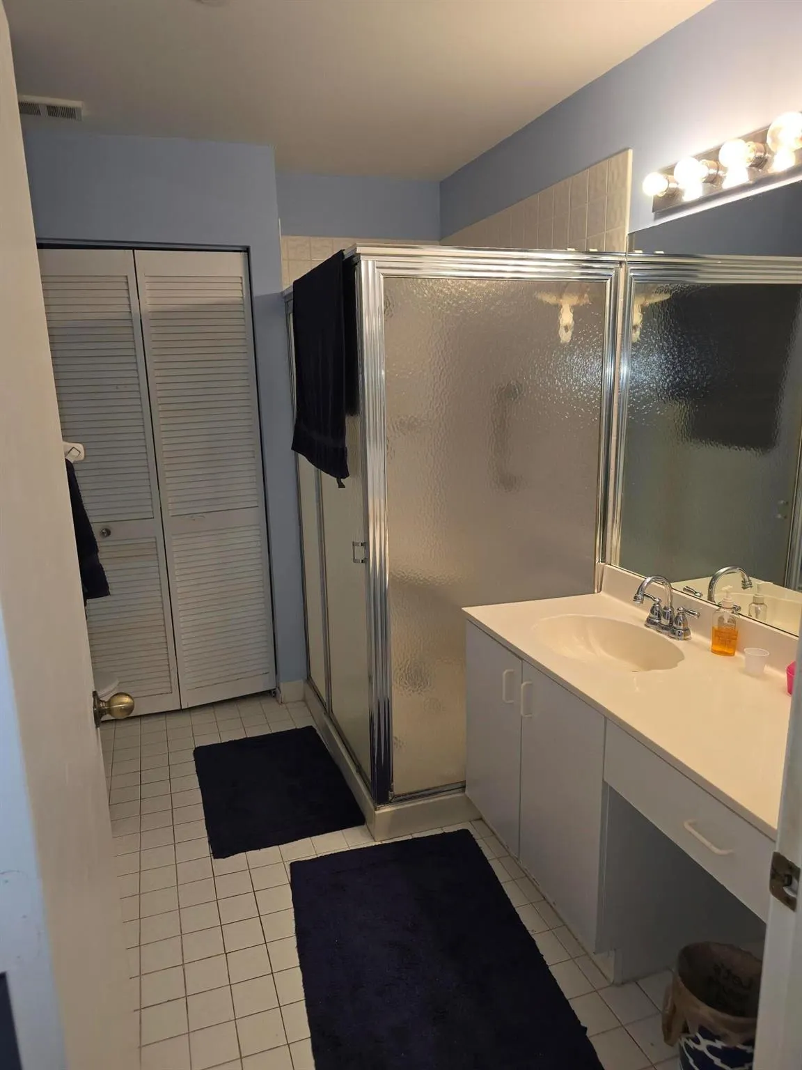 5084 Rose Hill Drive, #1103