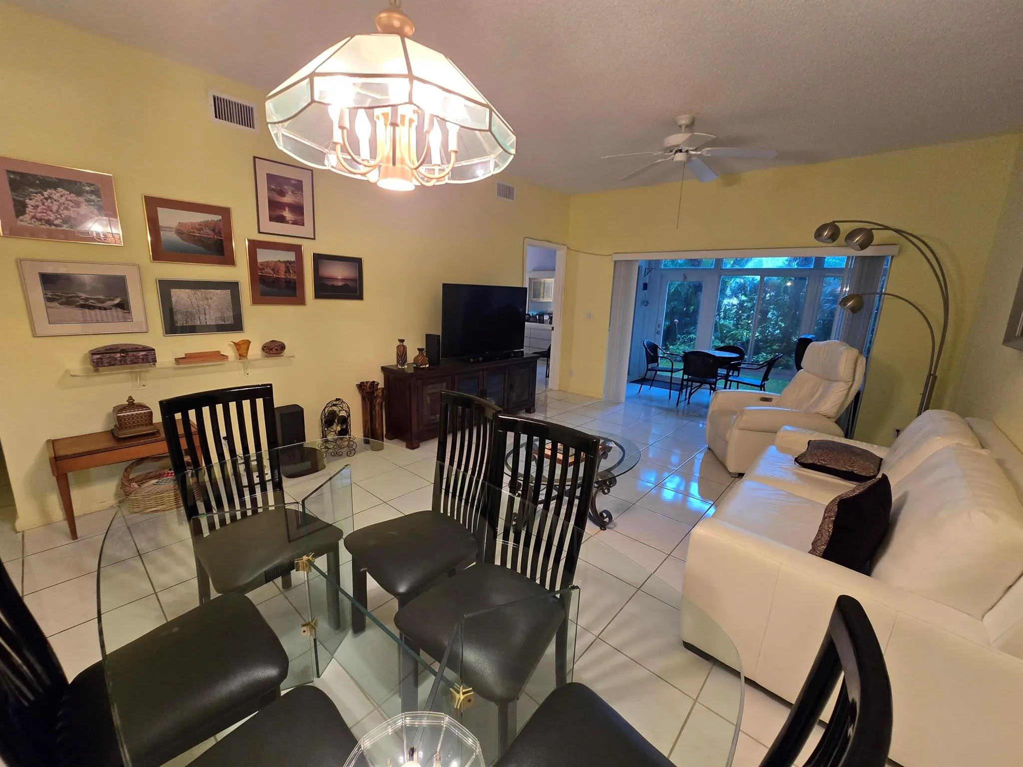 5084 Rose Hill Drive, #1103