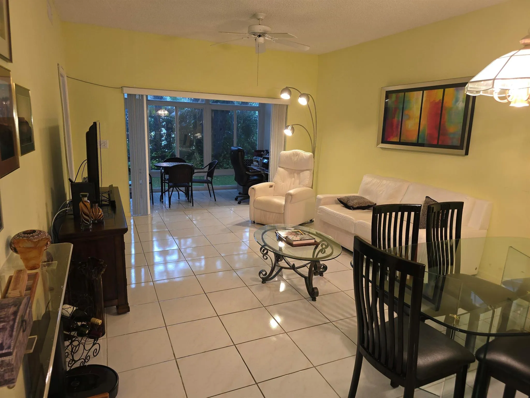 5084 Rose Hill Drive, #1103