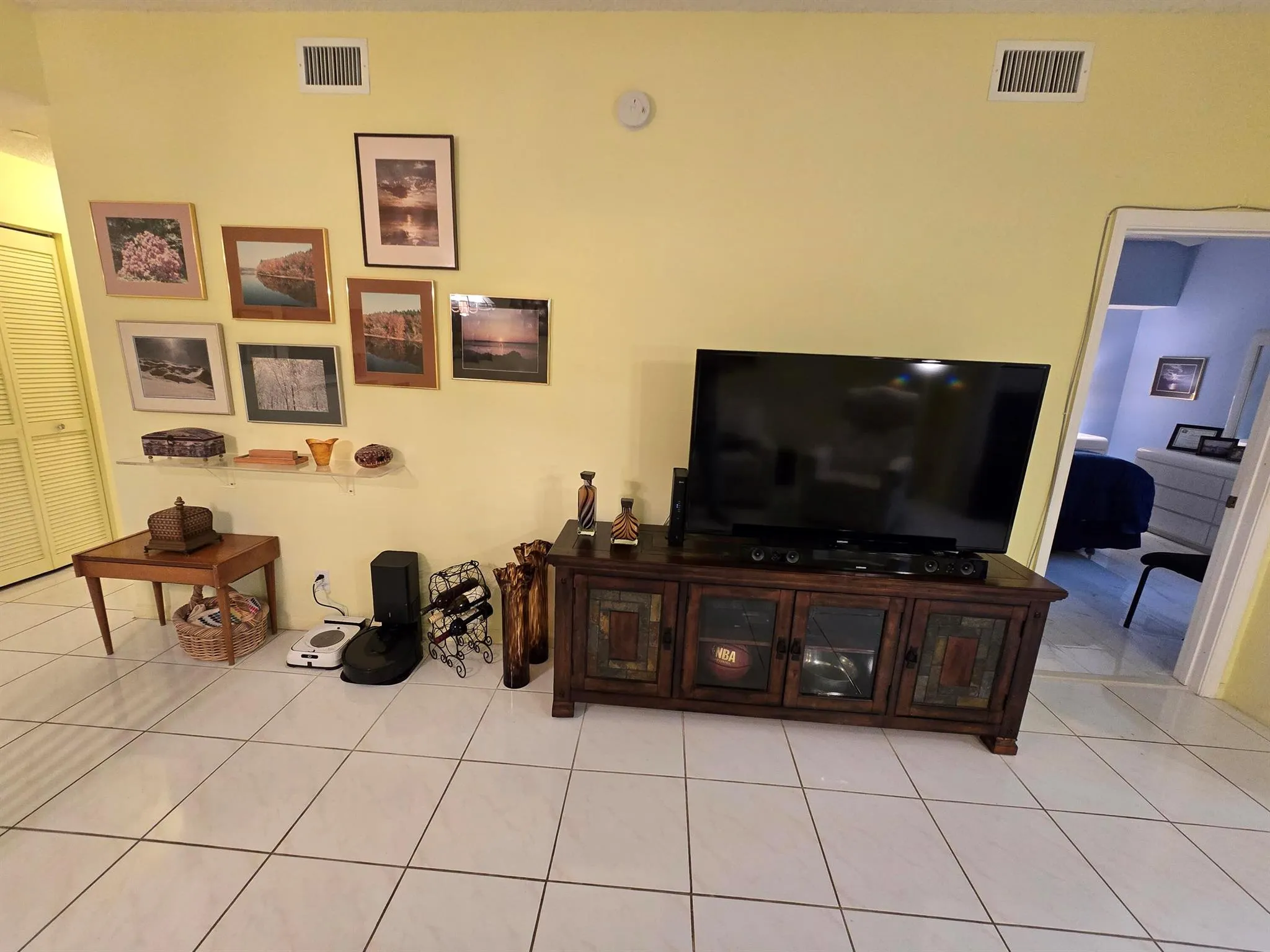 5084 Rose Hill Drive, #1103