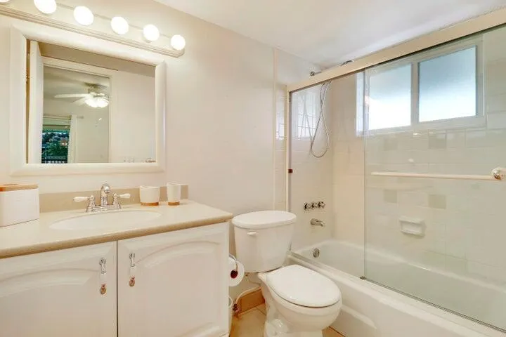 2 Westwood Avenue, #207g