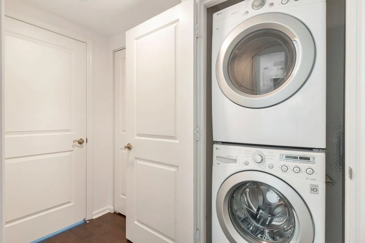 403 S Sapodilla Avenue, #509