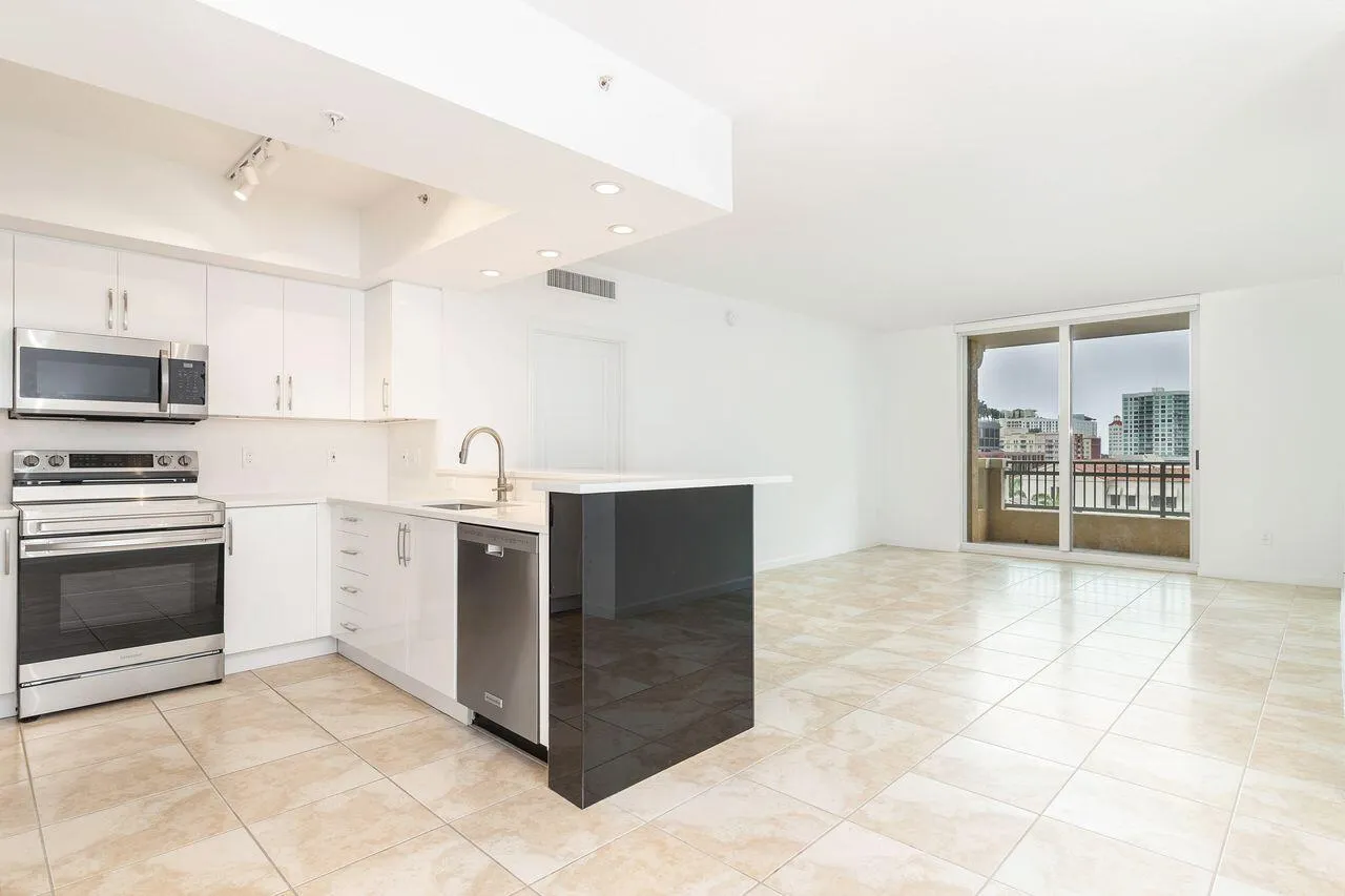 403 S Sapodilla Avenue, #509