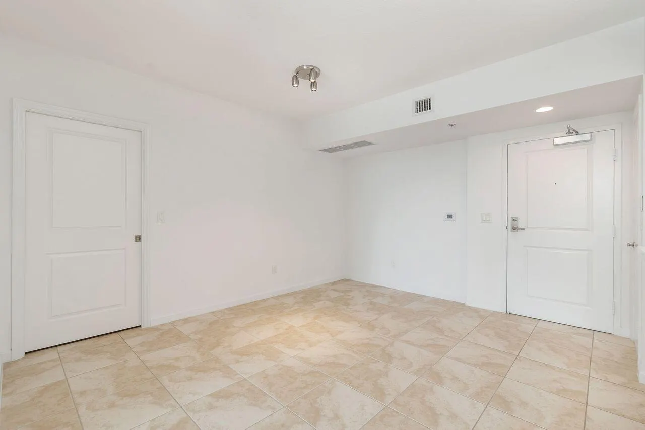 403 S Sapodilla Avenue, #509