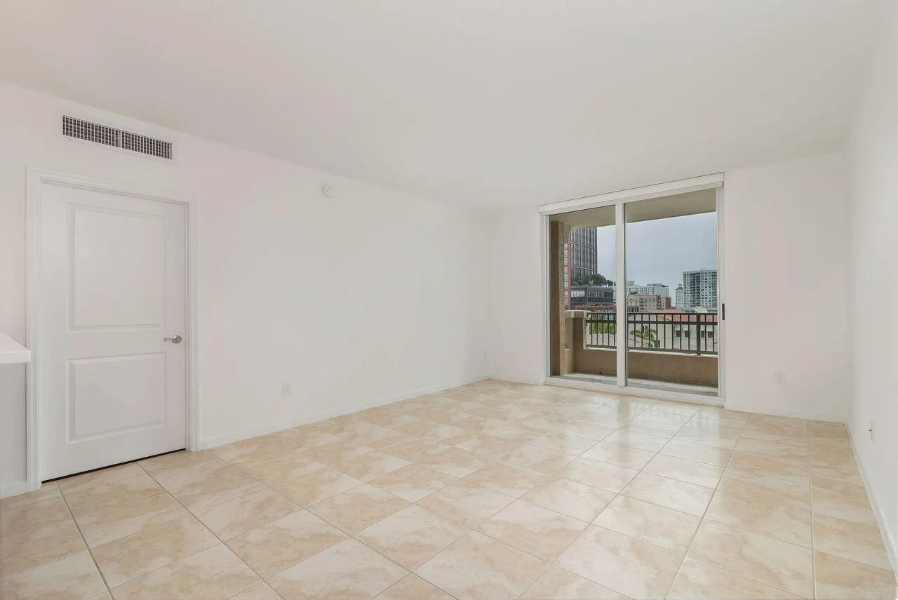 403 S Sapodilla Avenue, #509
