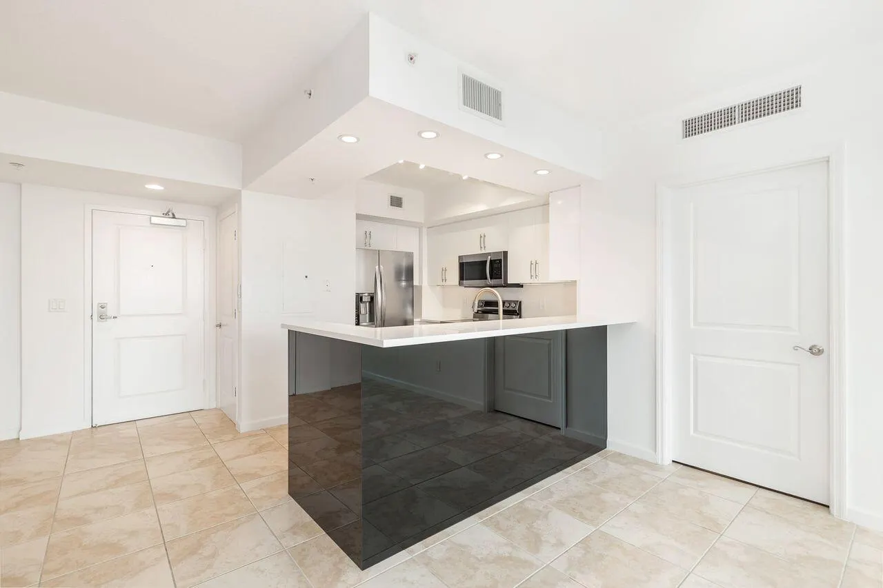 403 S Sapodilla Avenue, #509