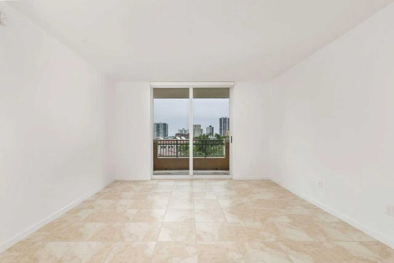 403 S Sapodilla Avenue, #509