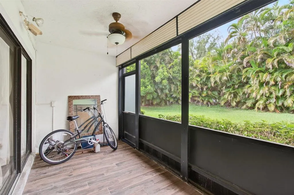 5945 Parkwalk Drive