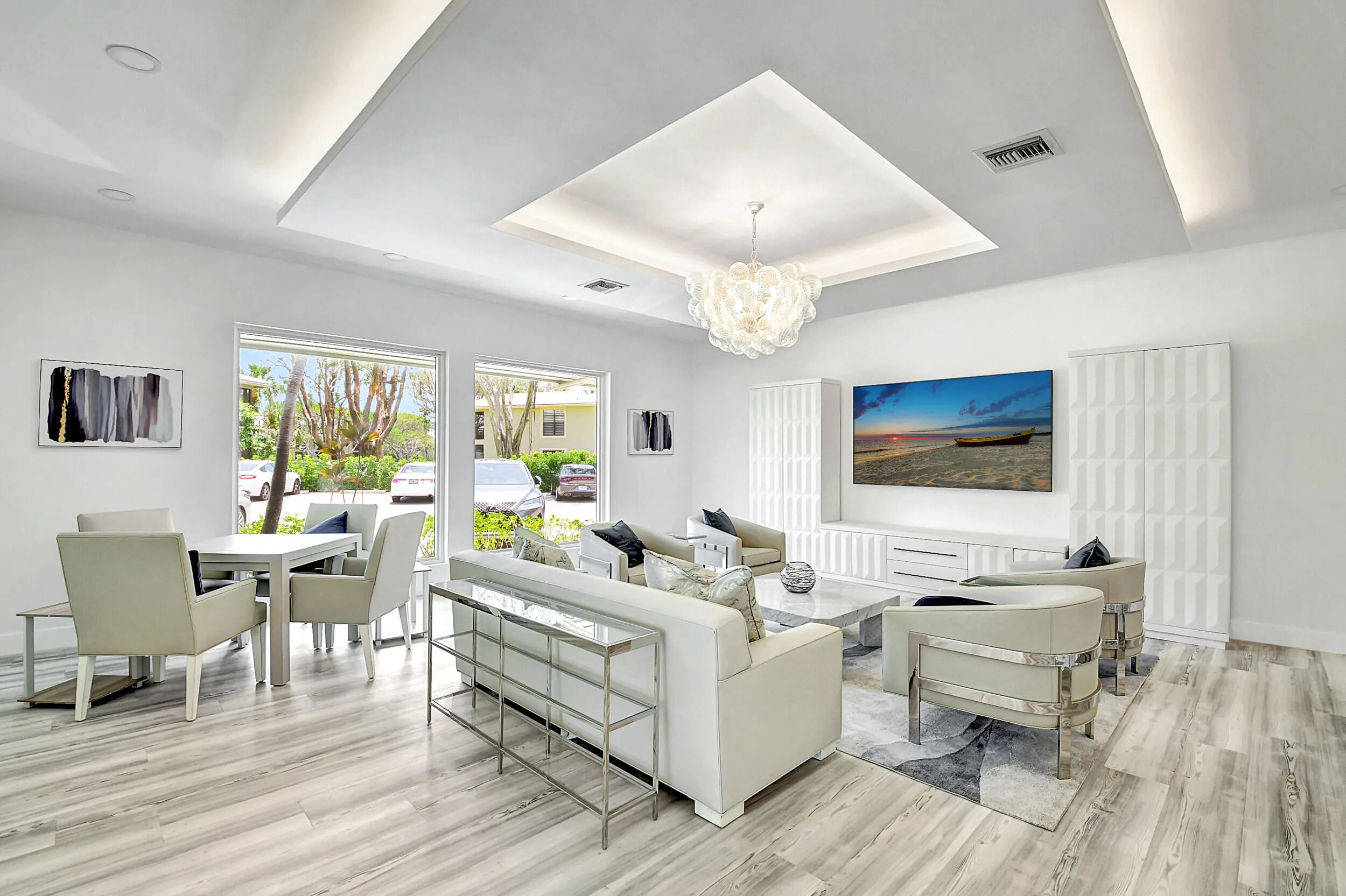 15 Stratford Drive, #B