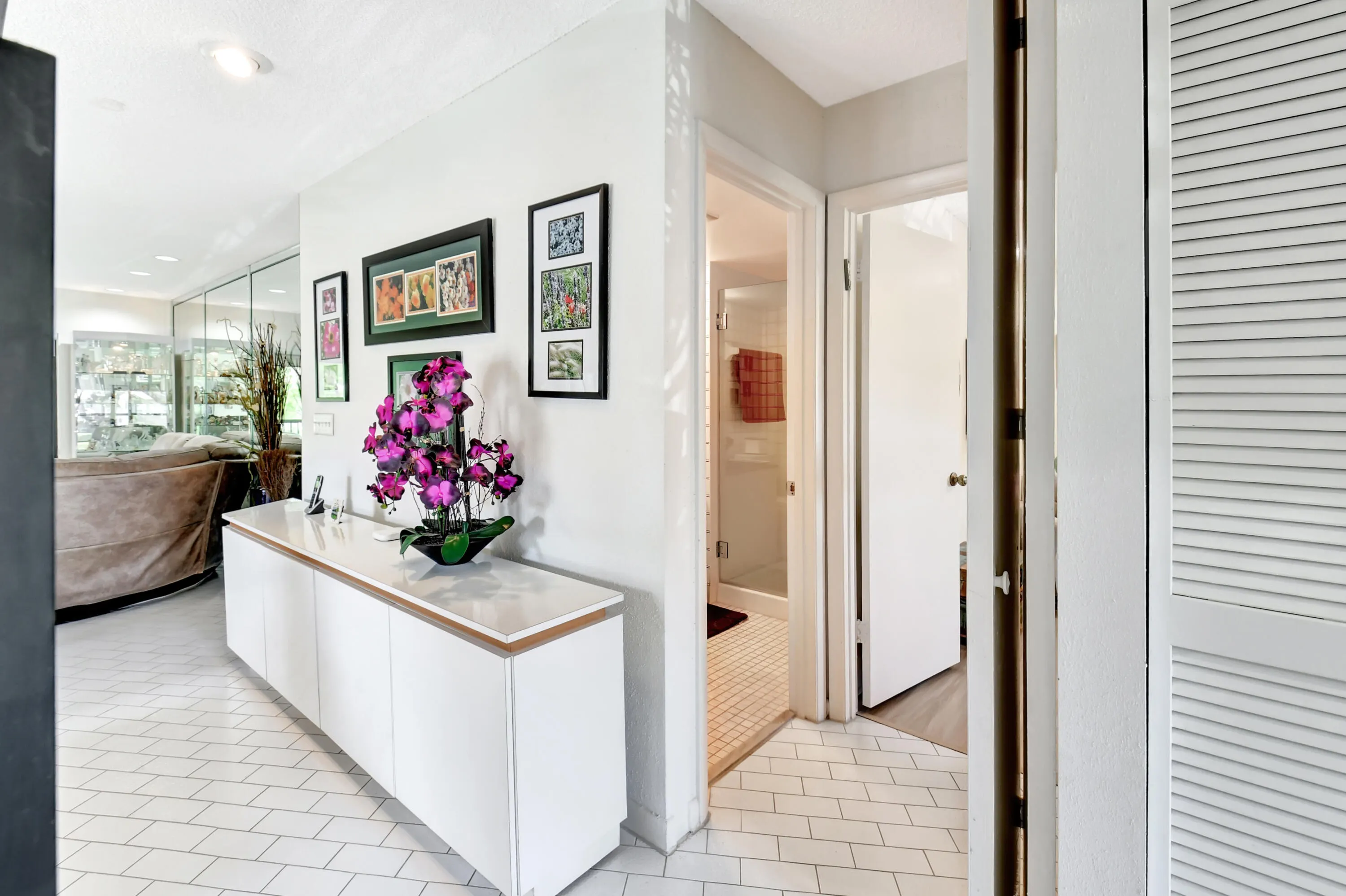 15 Stratford Drive, #B