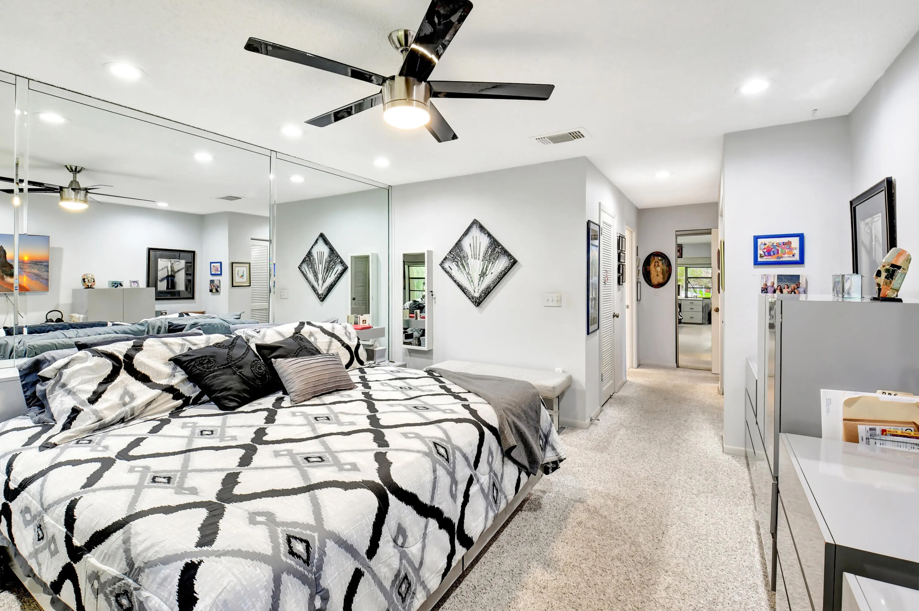 15 Stratford Drive, #B