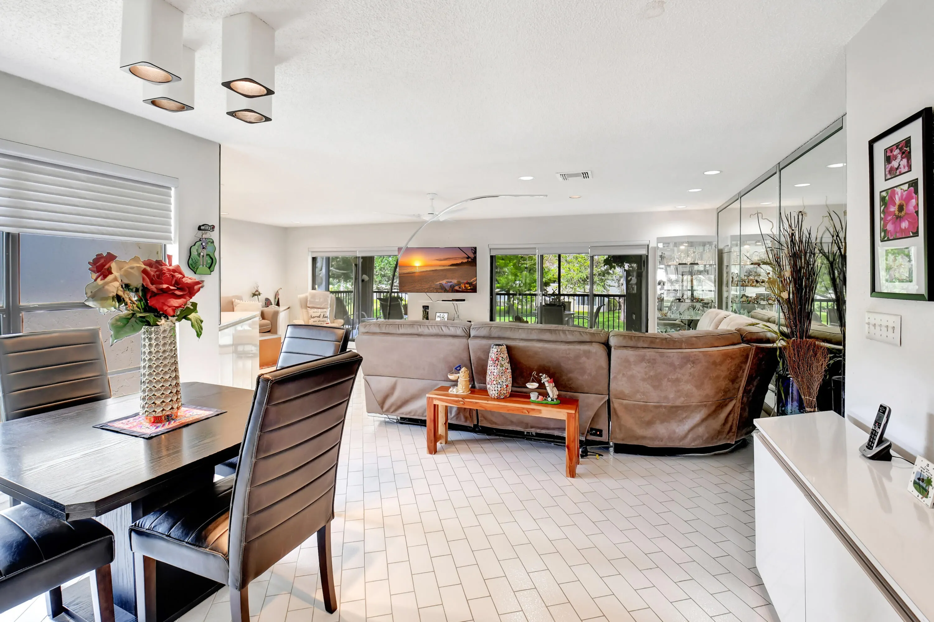 15 Stratford Drive, #B