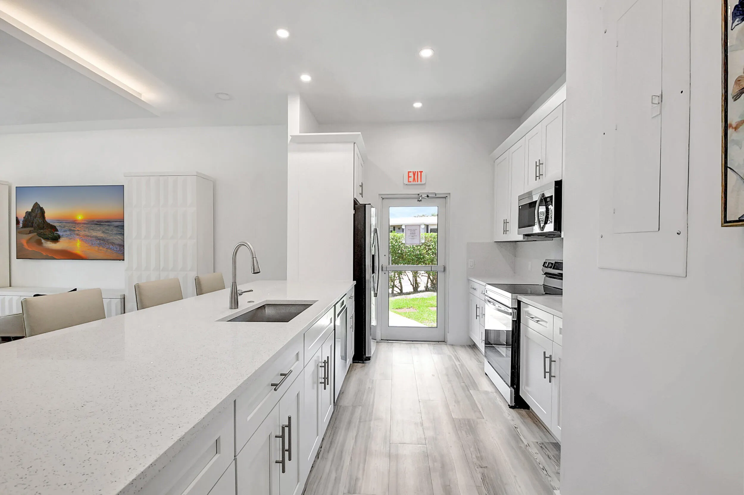 15 Stratford Drive, #B