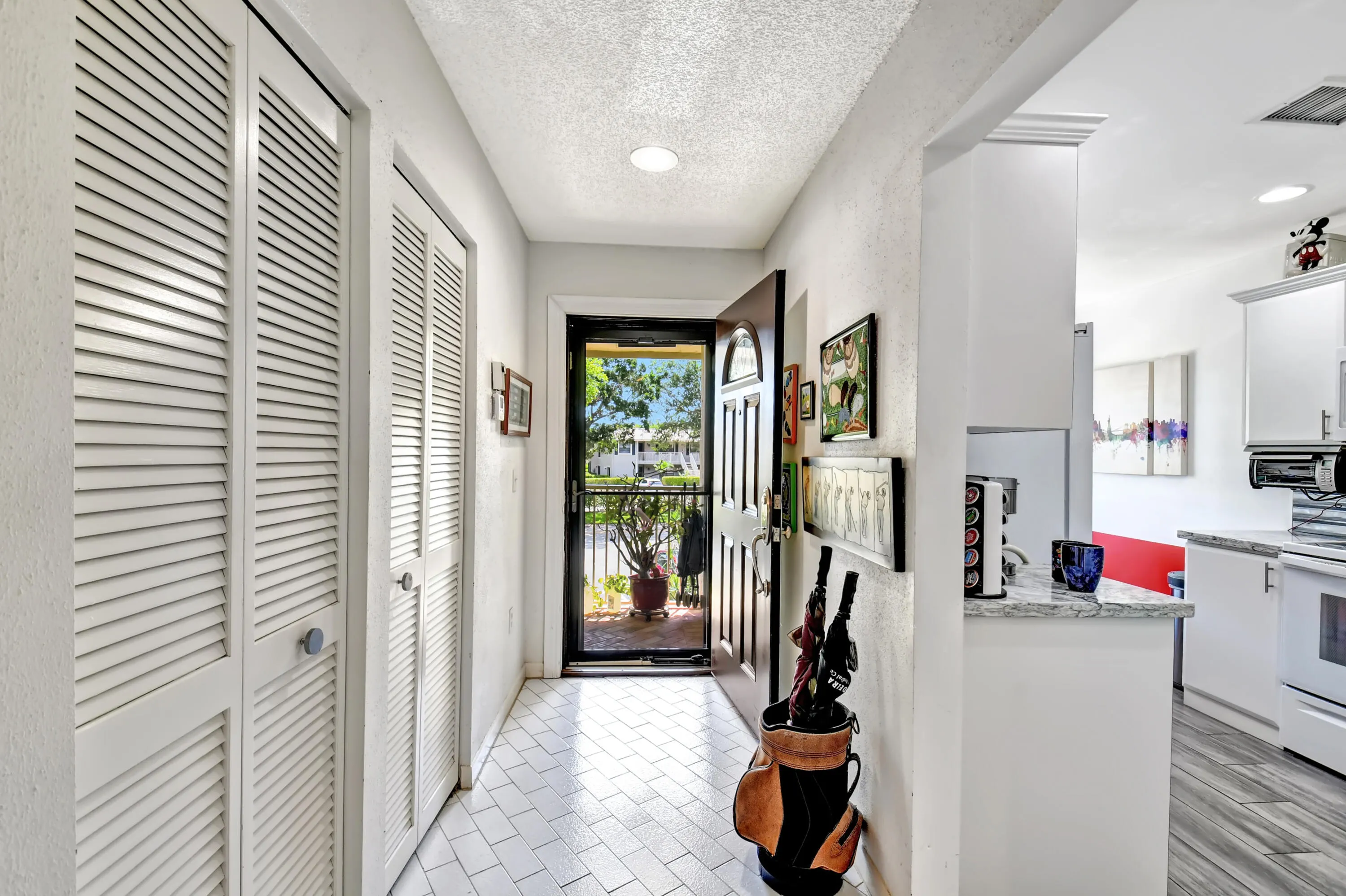 15 Stratford Drive, #B
