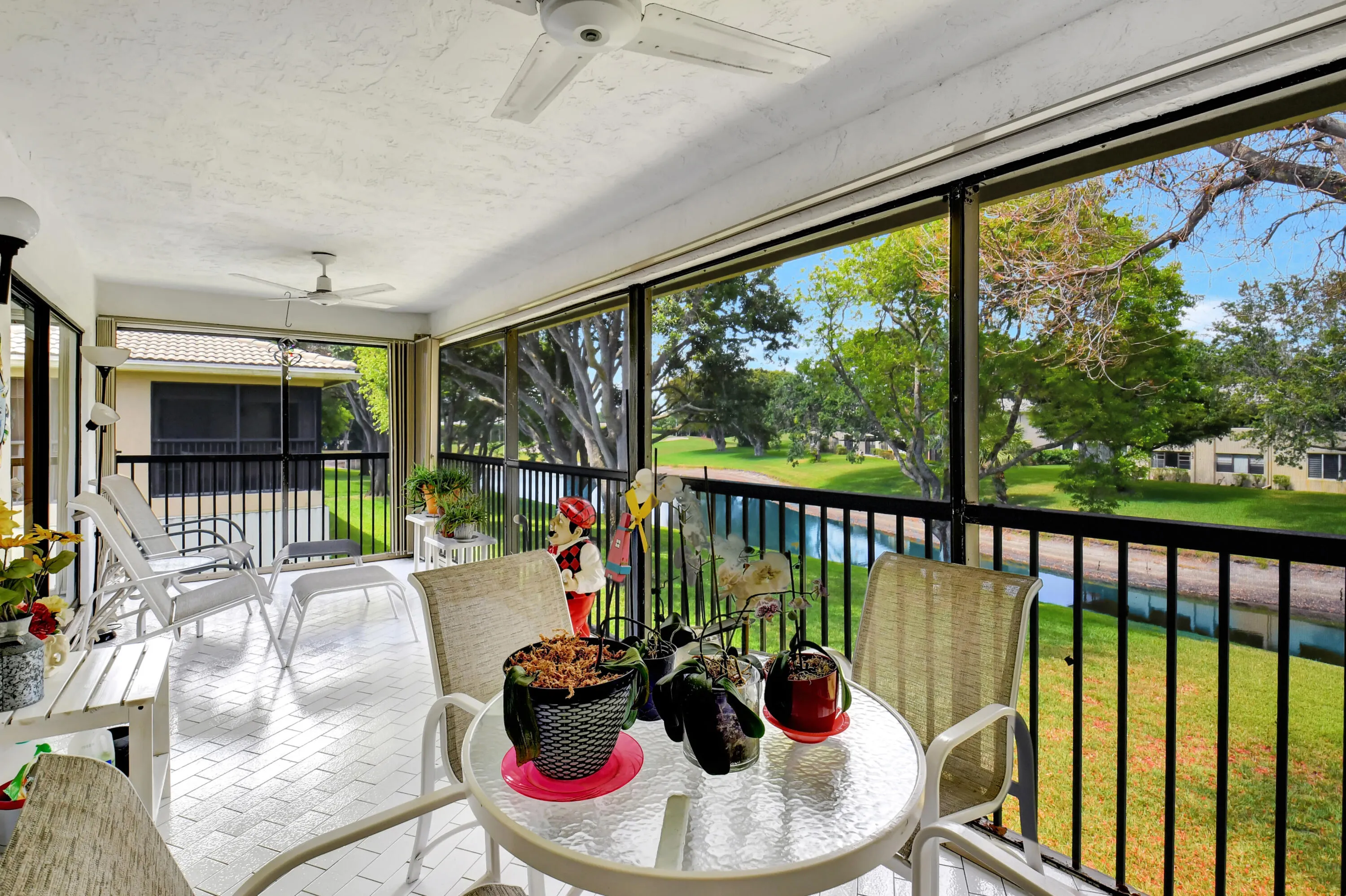 15 Stratford Drive, #B