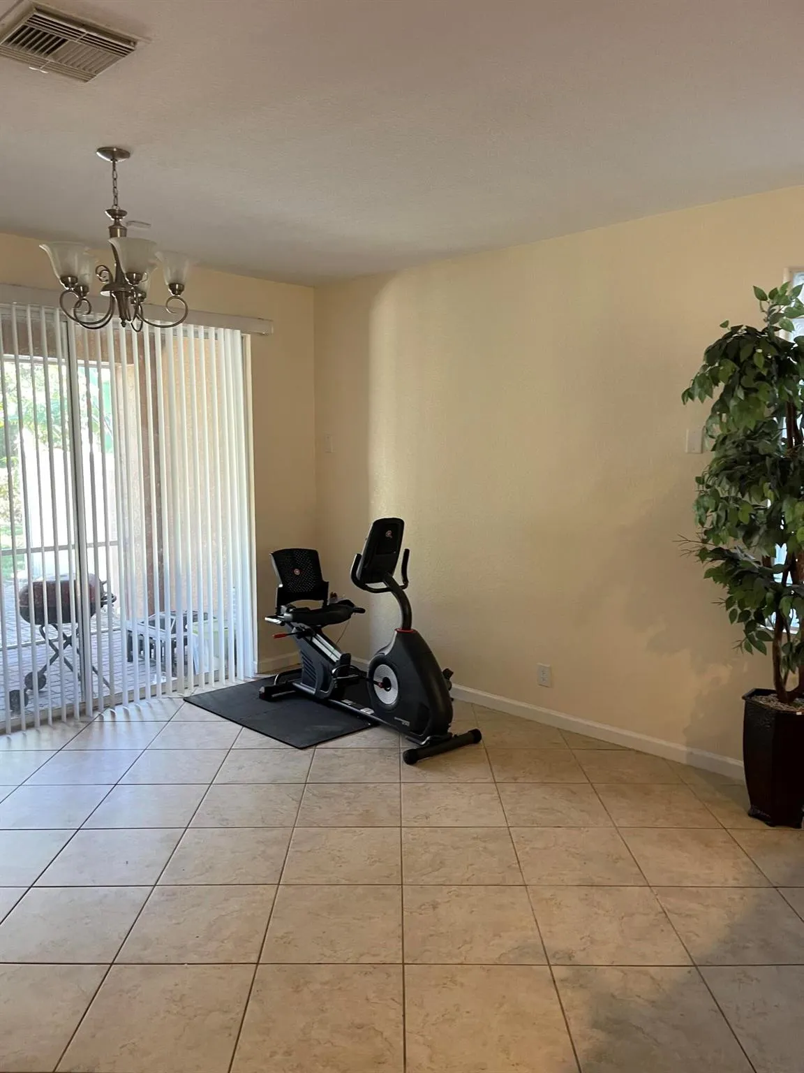 870 Gazetta Way