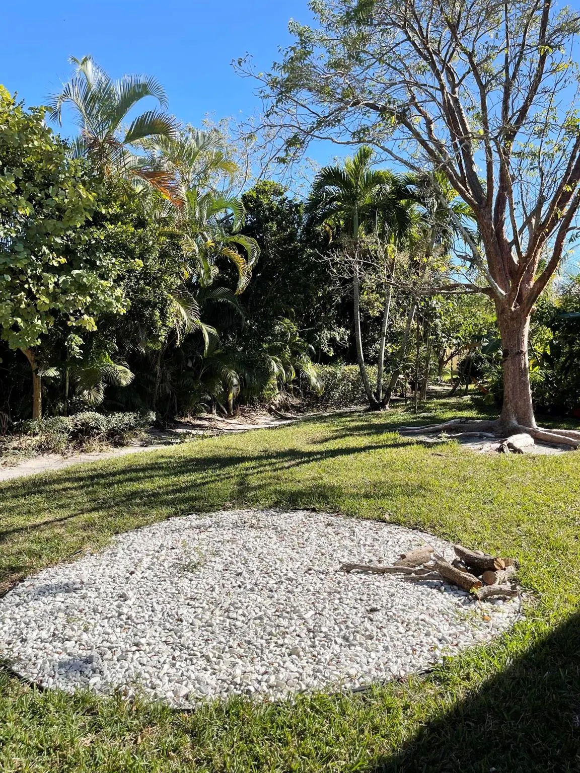 870 Gazetta Way