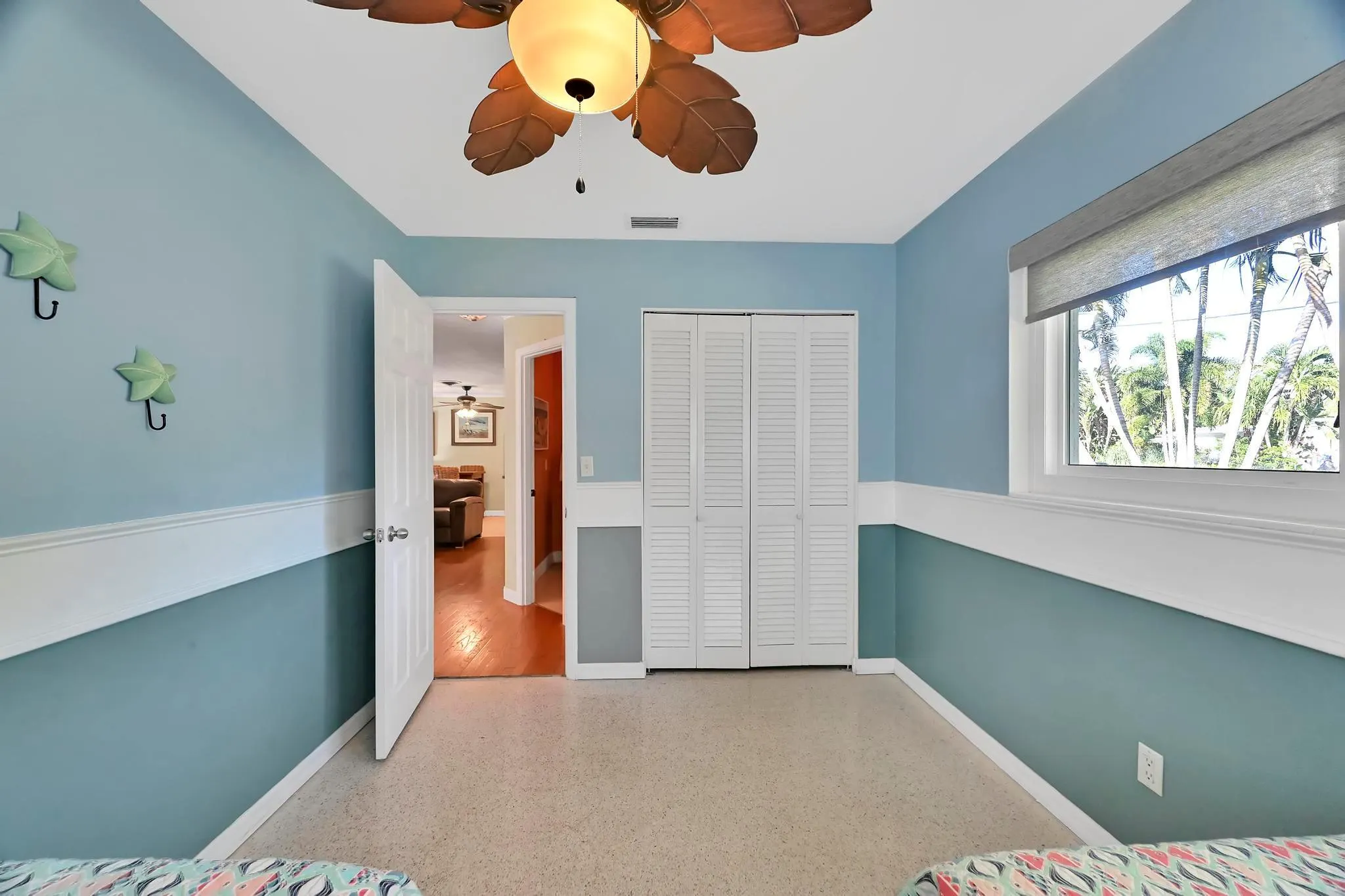 282 SE Edgewood Drive