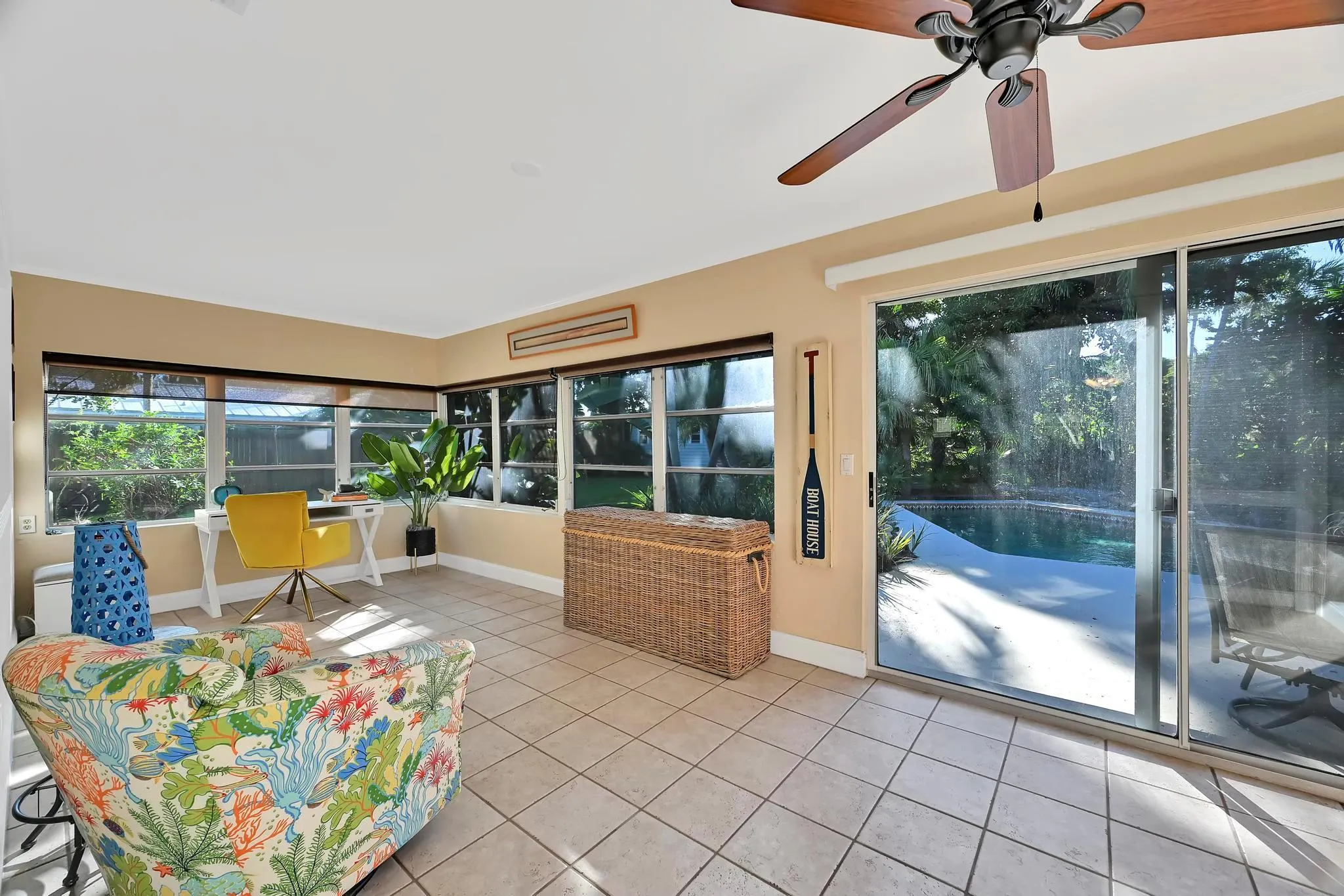 282 SE Edgewood Drive