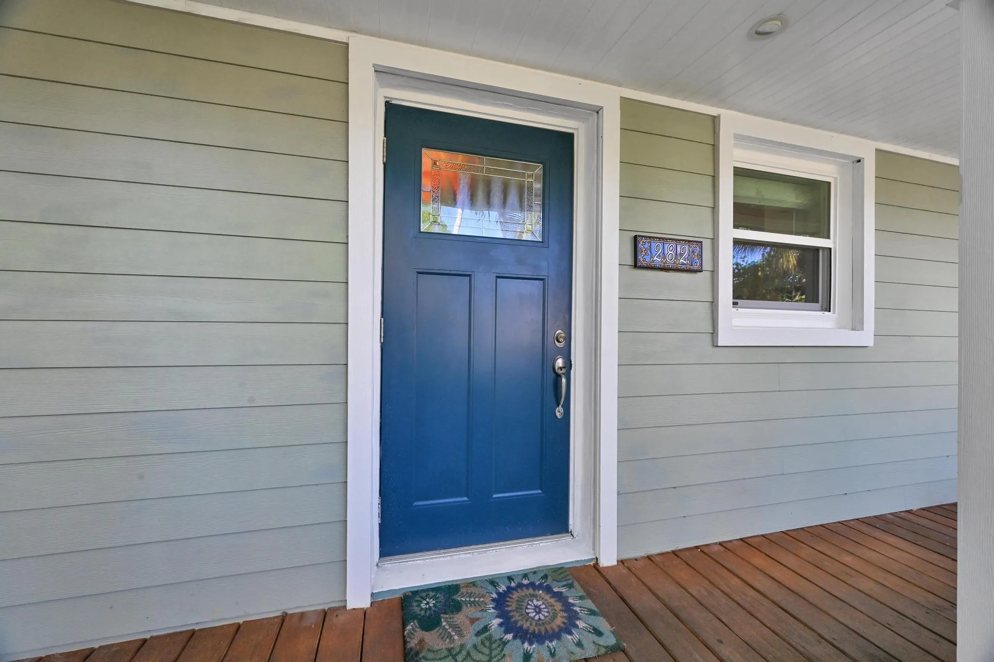 282 SE Edgewood Drive