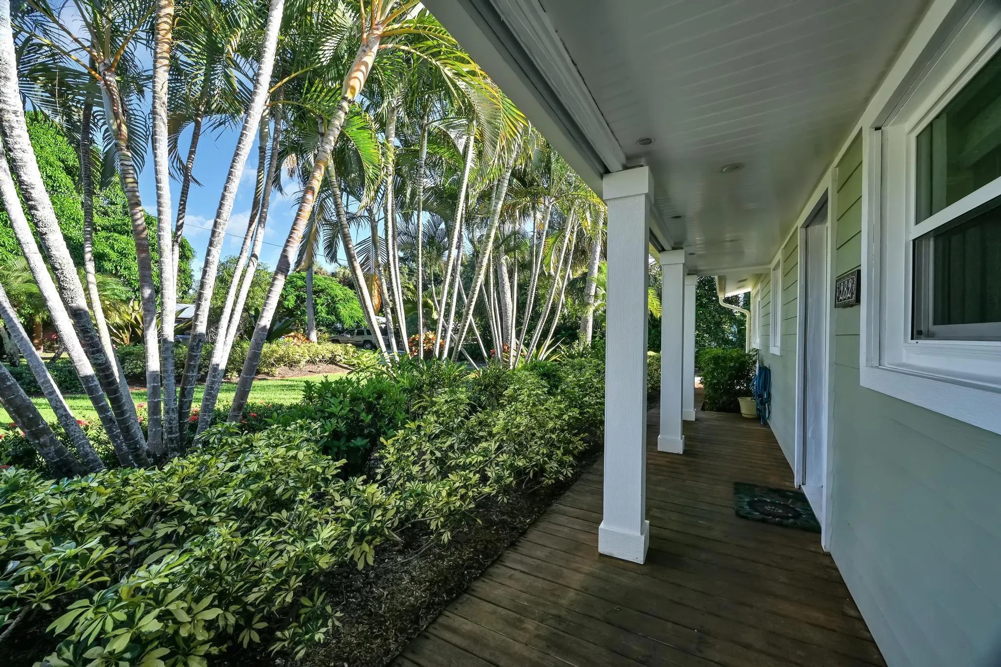 282 SE Edgewood Drive