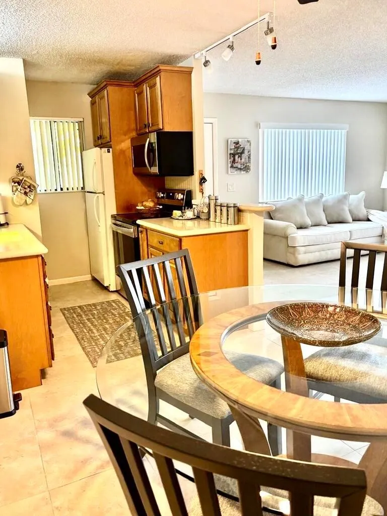 610 Trace Circle, #107