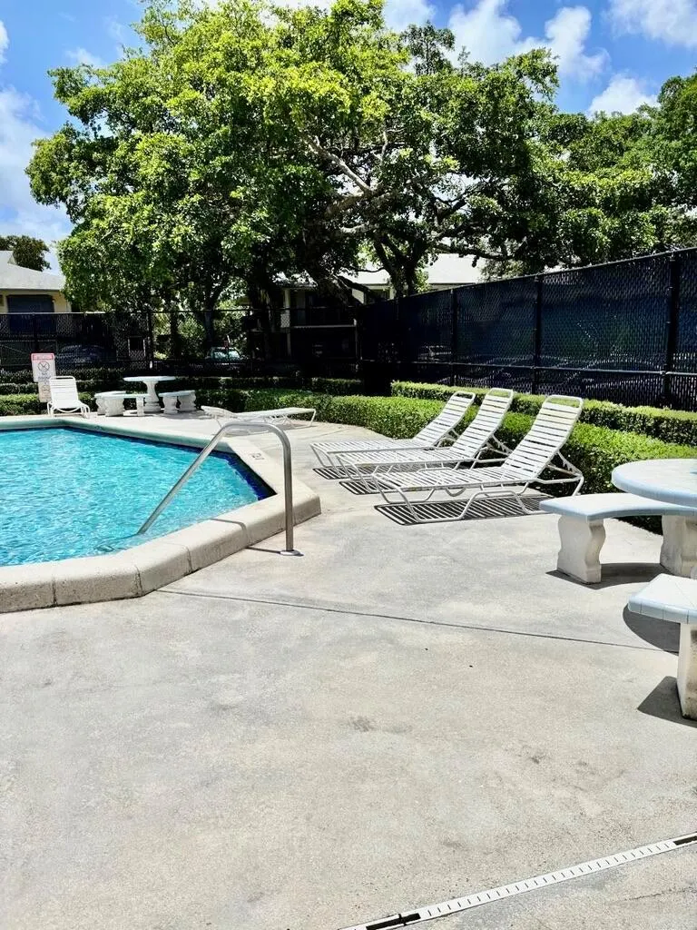 610 Trace Circle, #107