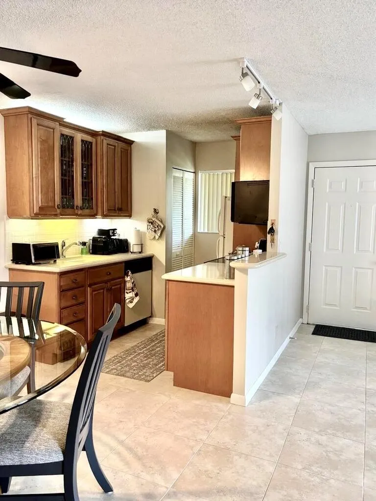 610 Trace Circle, #107