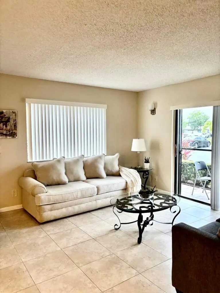 610 Trace Circle, #107