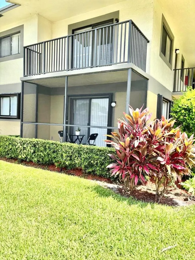 610 Trace Circle, #107