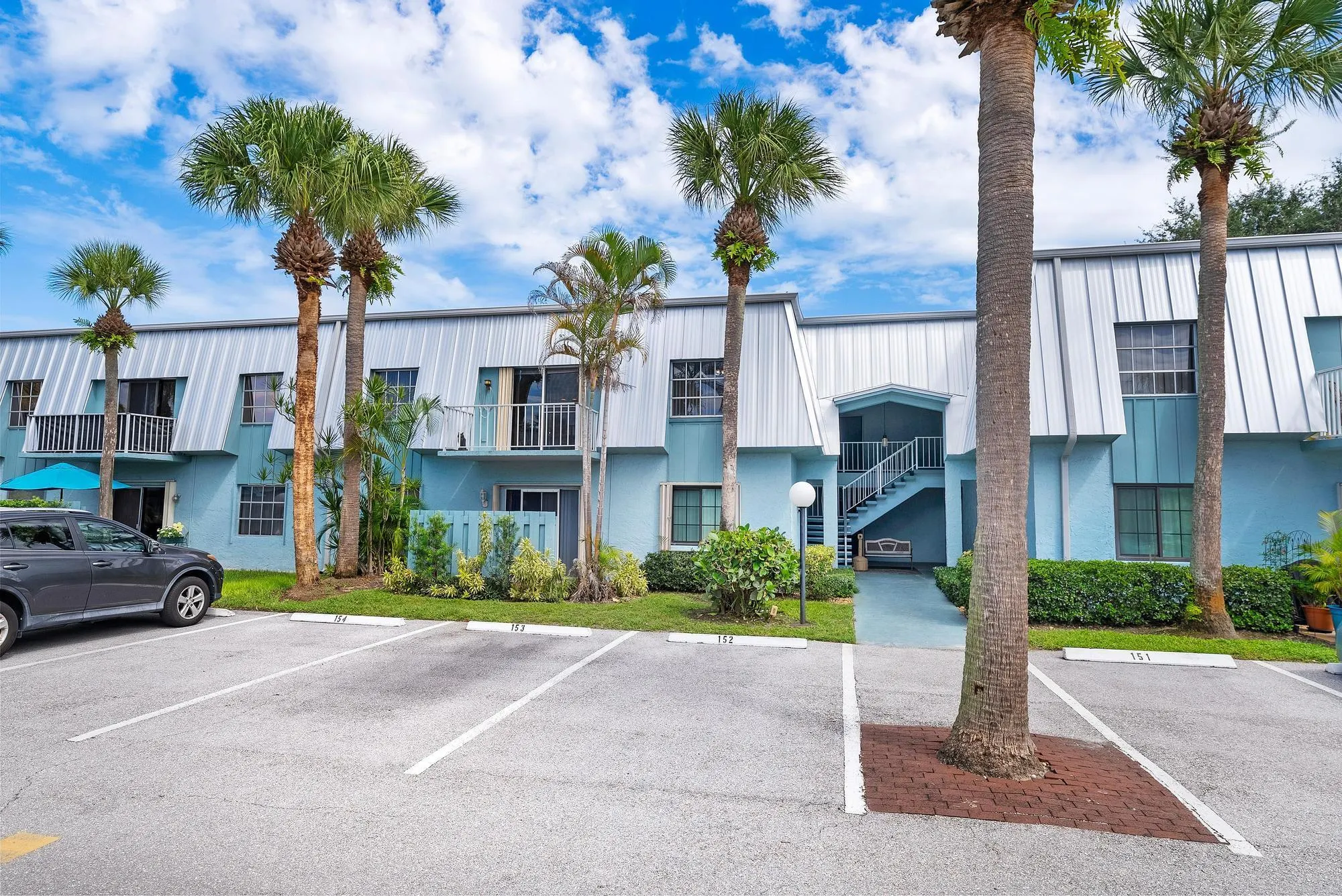 950 S Kanner Hwy, #B-24