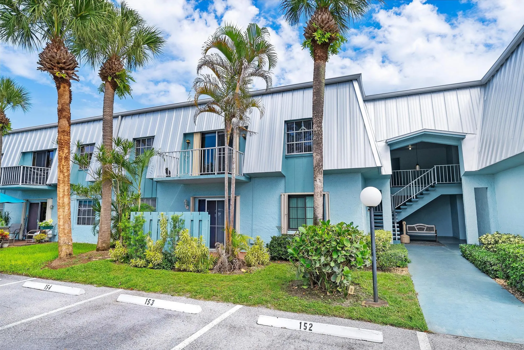 950 S Kanner Hwy, #B-24