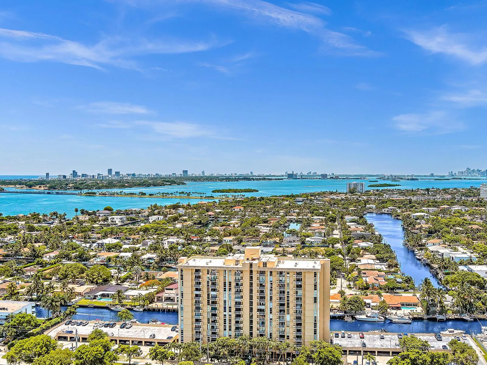 2350 NE 135th Street, #804