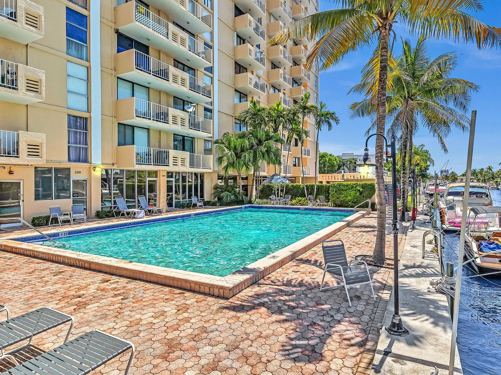 2350 NE 135th Street, #804