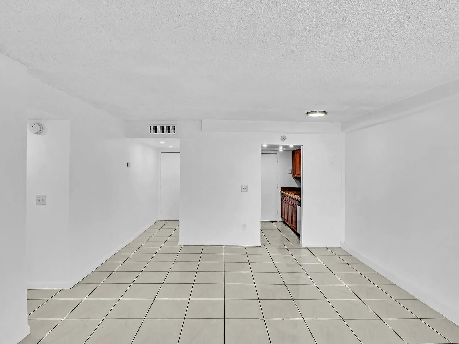 2350 NE 135th Street, #804