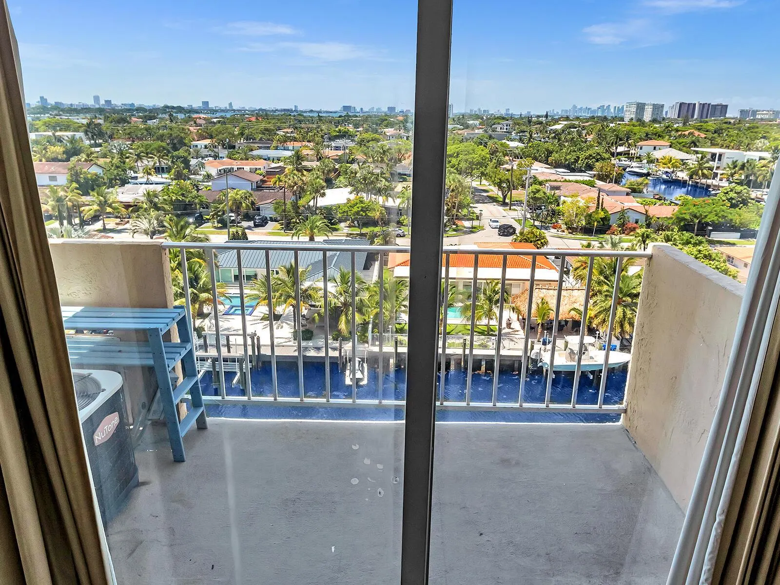 2350 NE 135th Street, #804