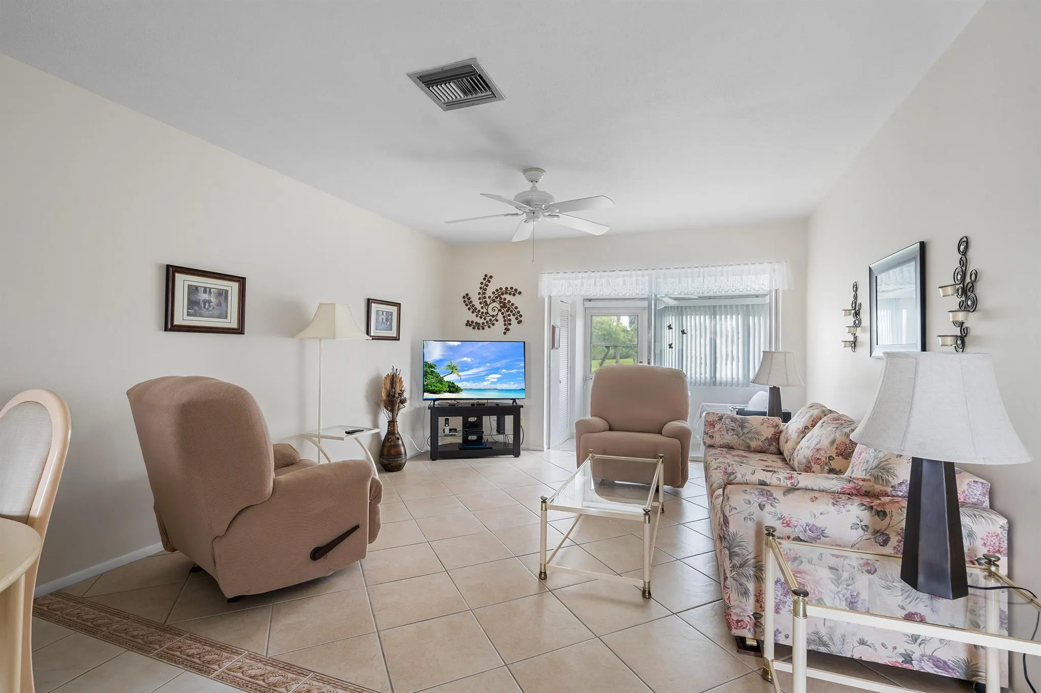 2832 W Crosley Drive, #E