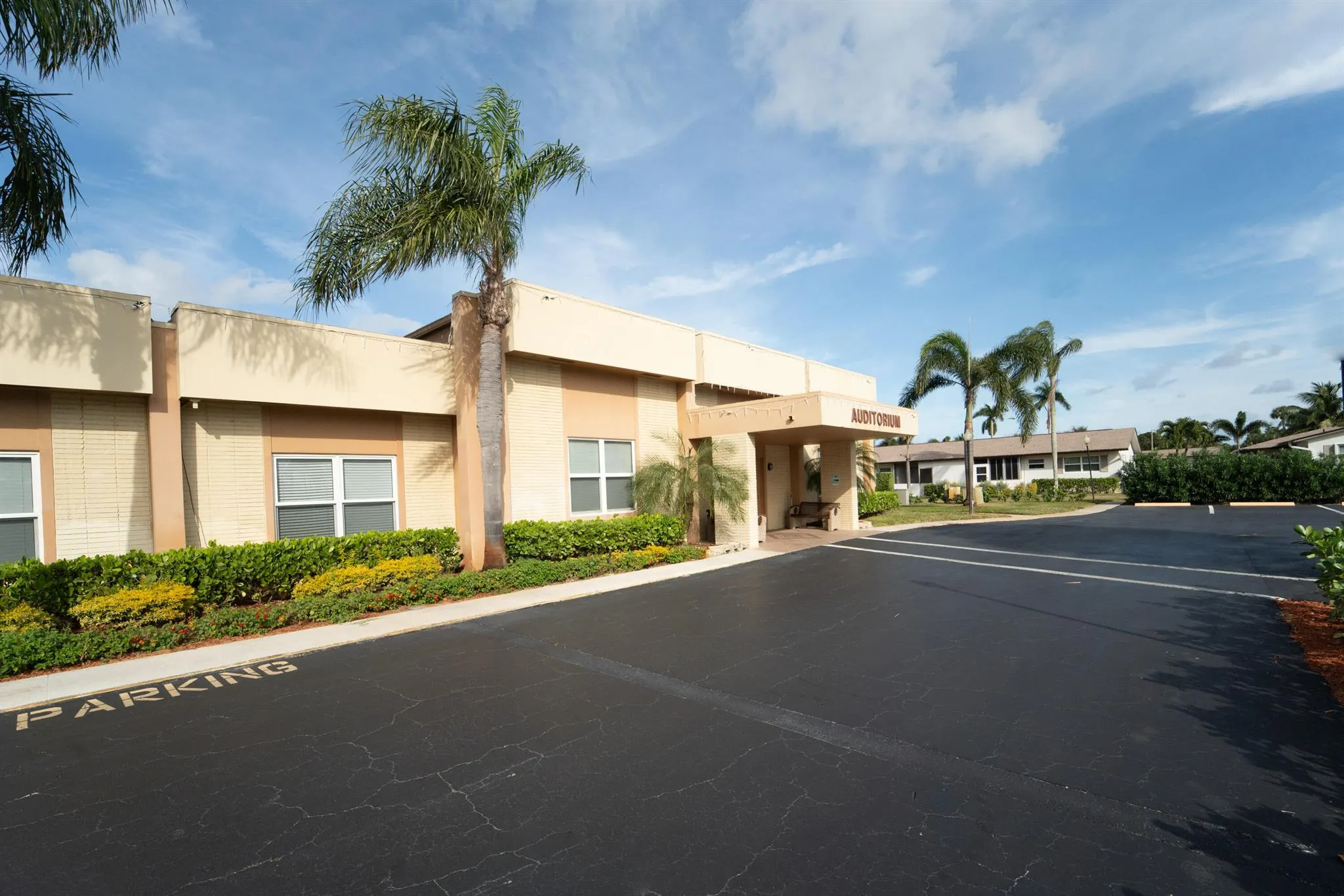 2832 W Crosley Drive, #E