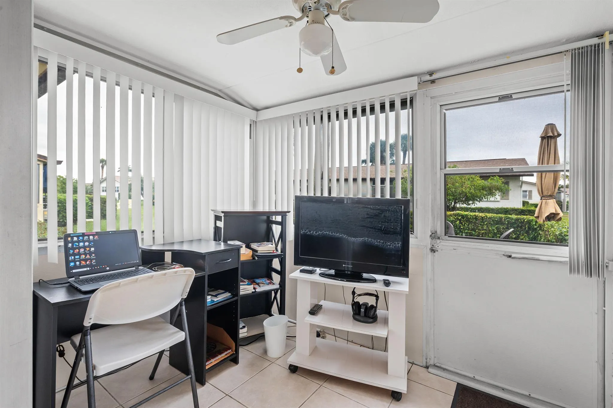 2822 Crosley Drive W, #B