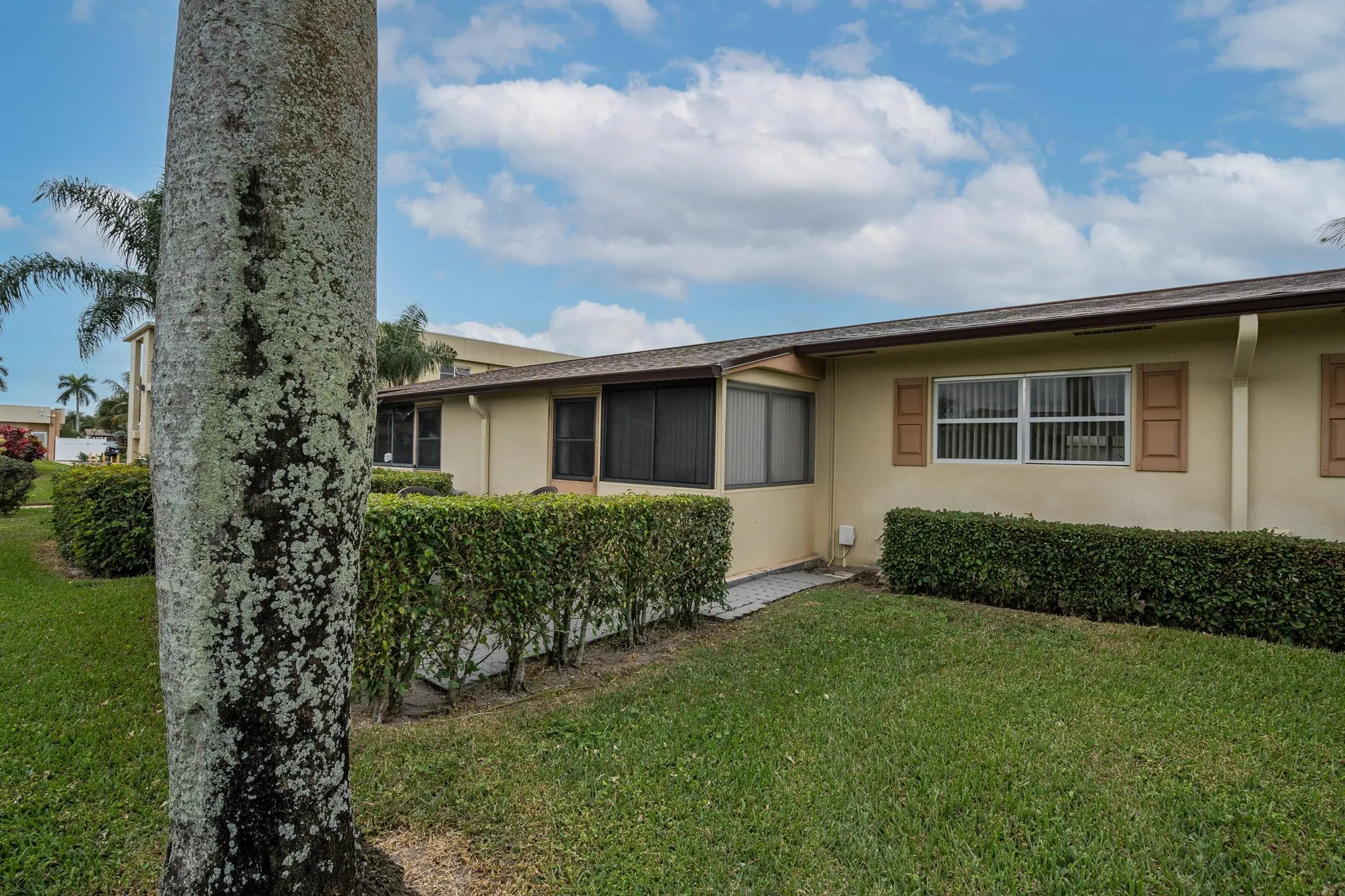 2822 Crosley Drive W, #B