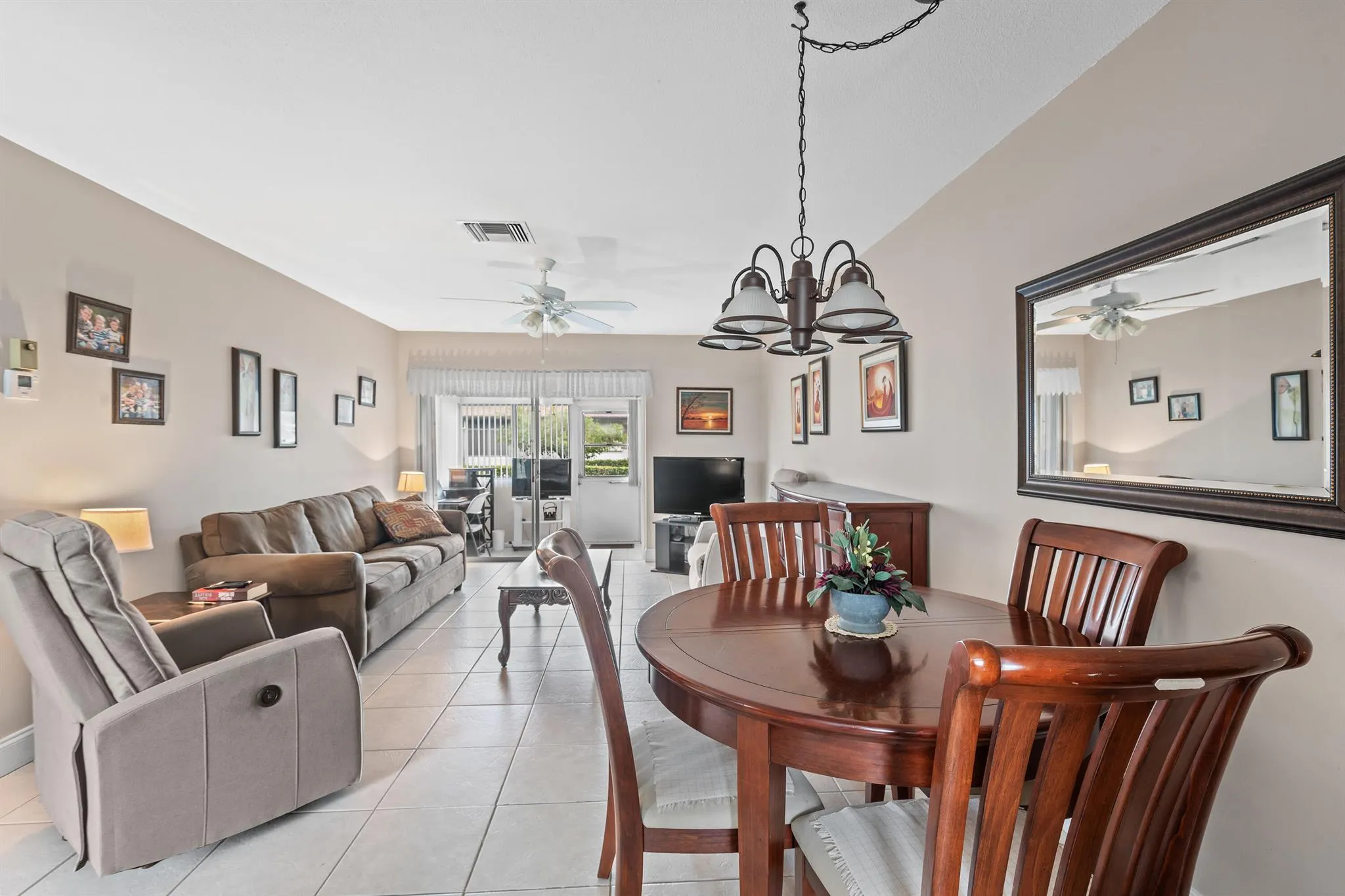 2822 Crosley Drive W, #B