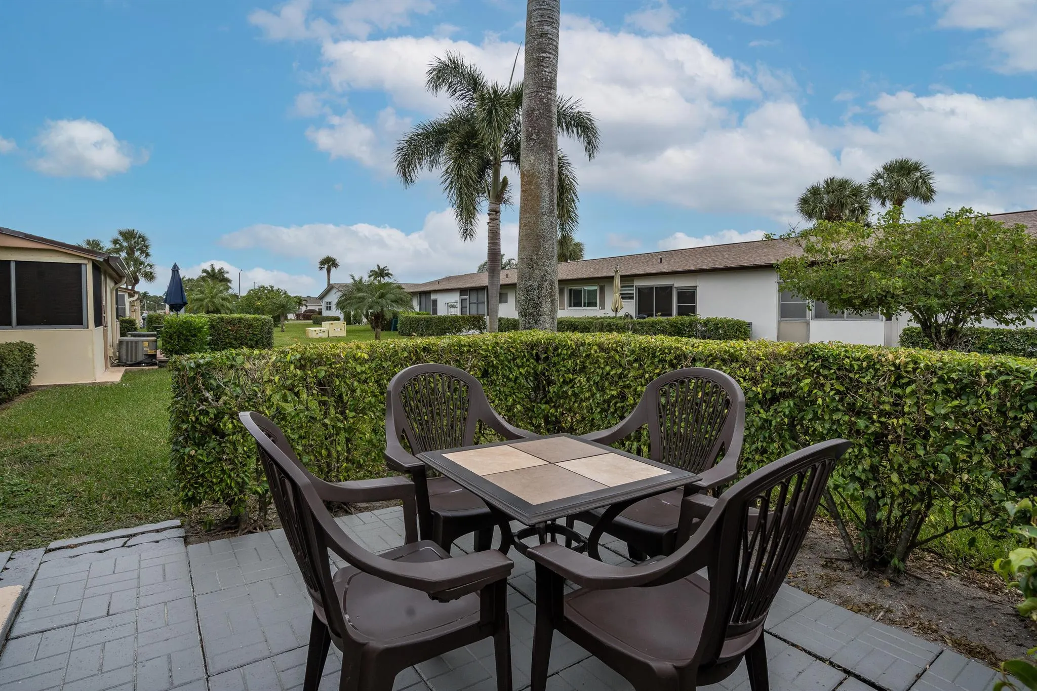 2822 Crosley Drive W, #B