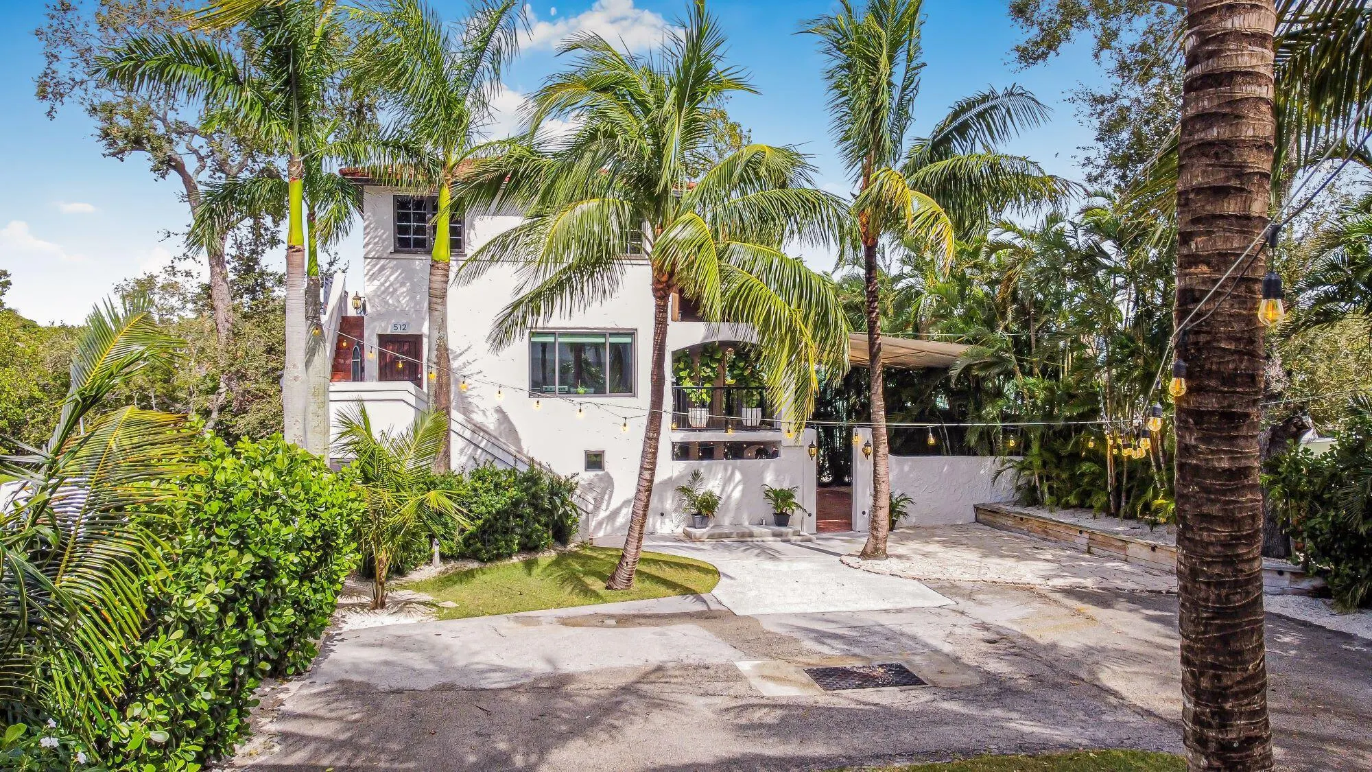 512 SW Saint Lucie Crescent