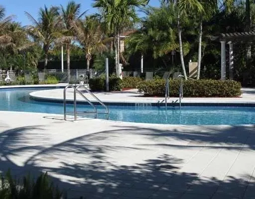 6521 Emerald Dunes Drive, #106