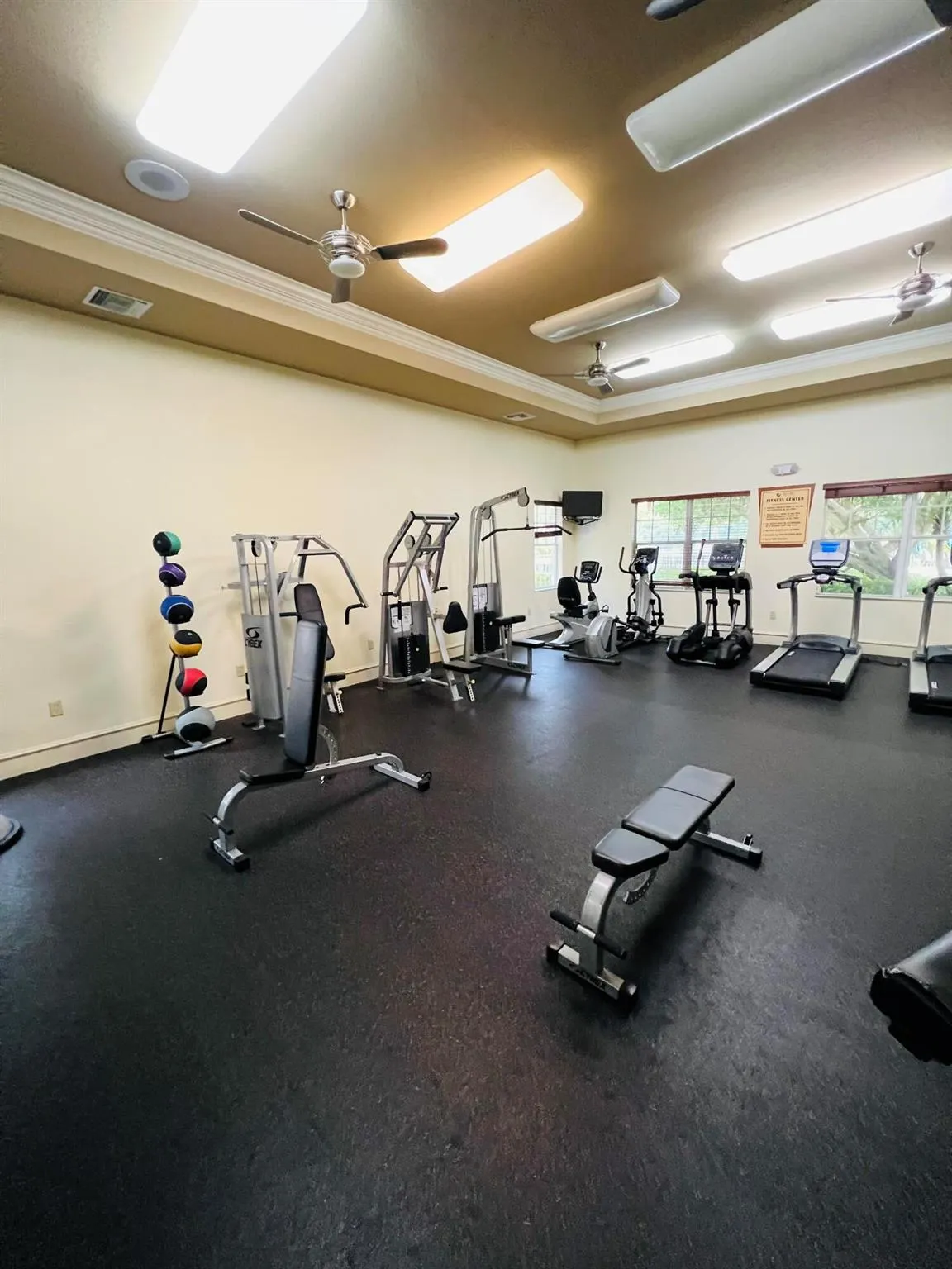 6521 Emerald Dunes Drive, #106